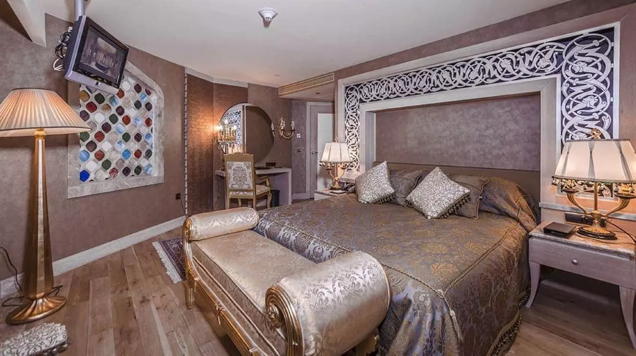 MARDANPALACE_SHABAVIZ (31).jpg